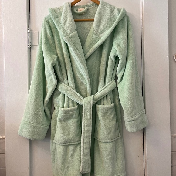 Jasmine & Ginger Other - Jasmine & Ginger Plush Hooded Robe. Tie Waist, Sz M. Mint green